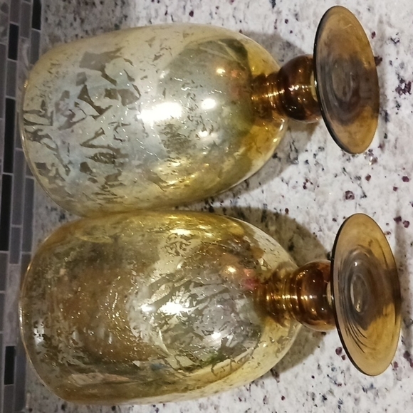 COPY - Two Plexiglass Gold and Brown Vases. - Picture 5 of 10